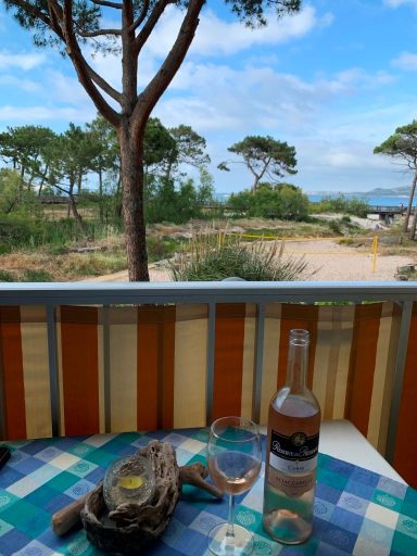 Balkon mit Meerblick